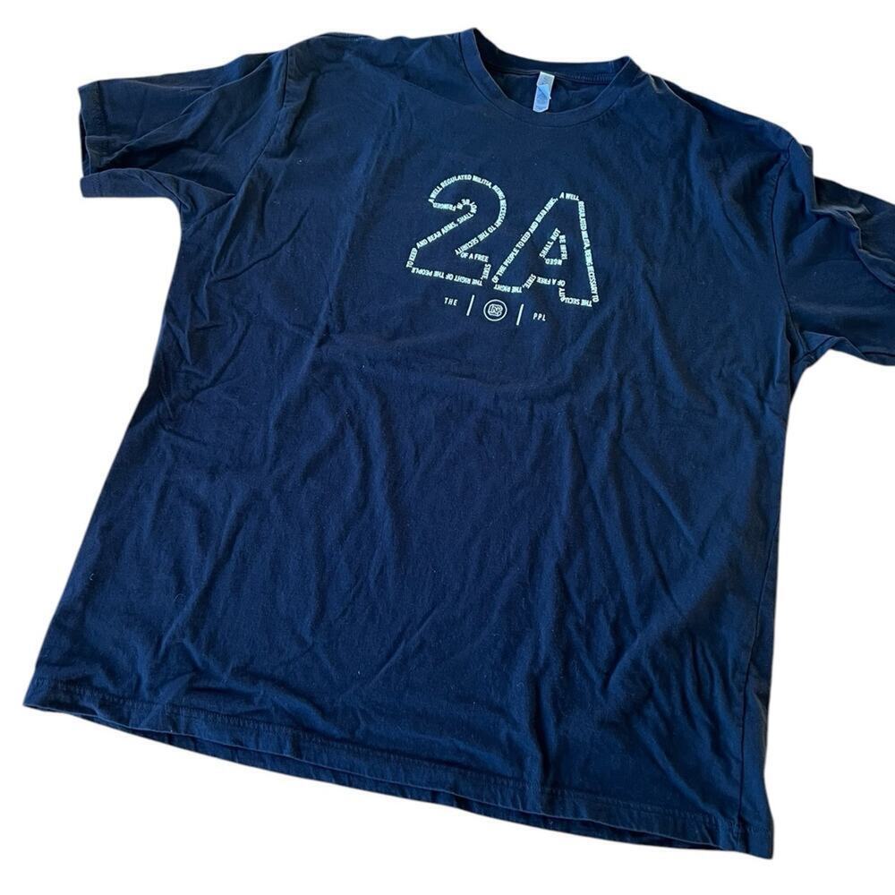 Men’s size 3 XL short sleeve T-shirt